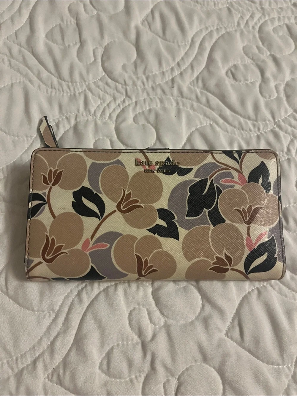 kate spade Floral wallet in Cream, Beige, Blue